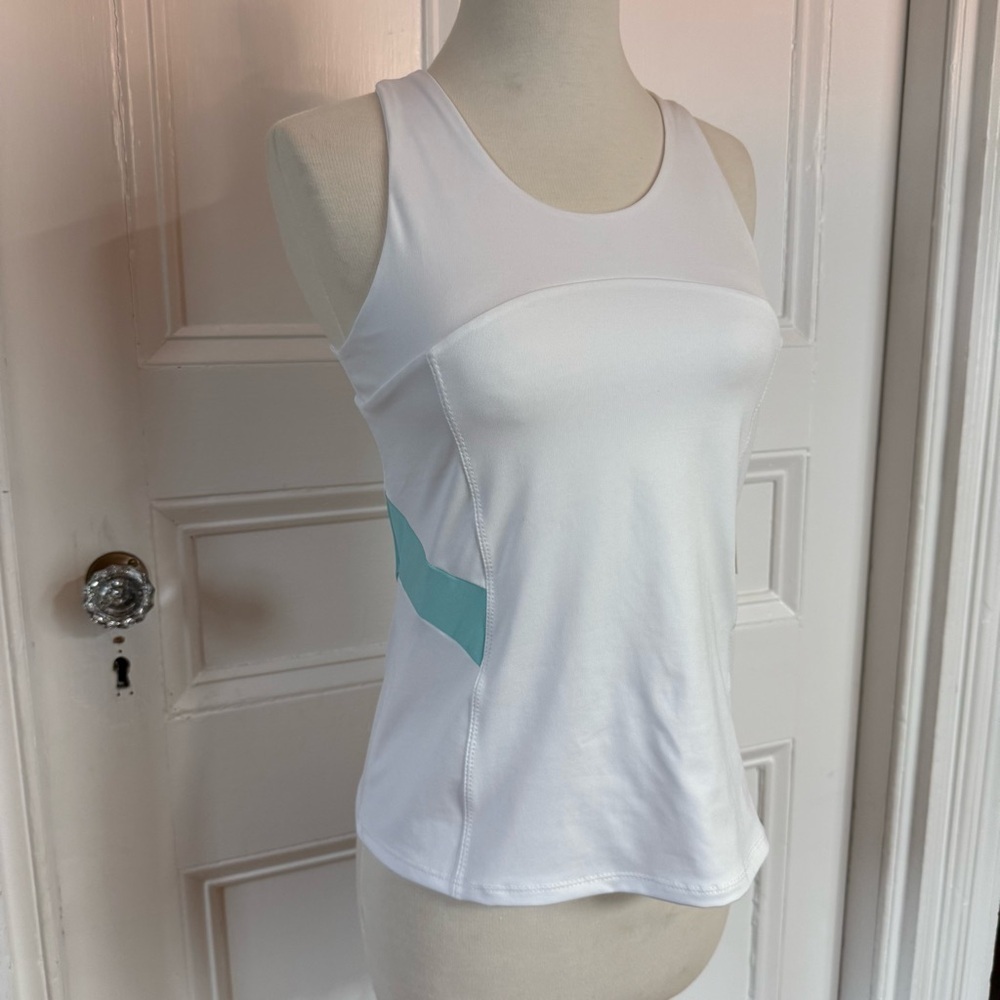 NWT K-Swiss Women's Colorblock SPF 50+ White Angel Tank Top Built in Bra Small